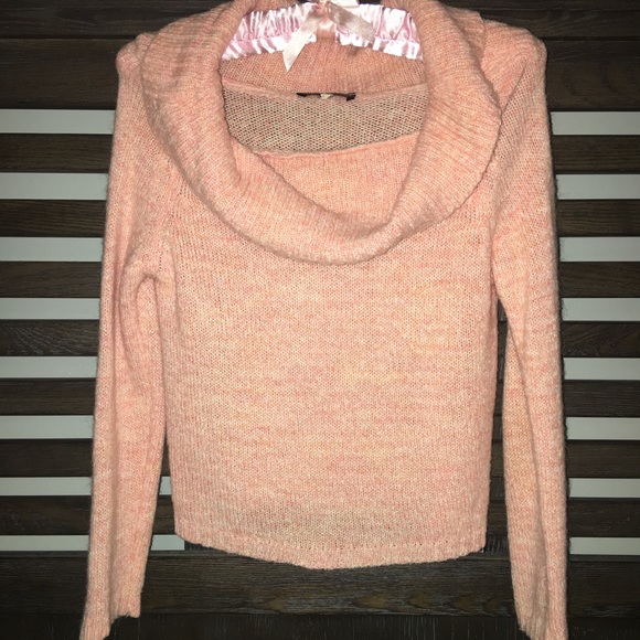 Sweater - Picture 3 of 4